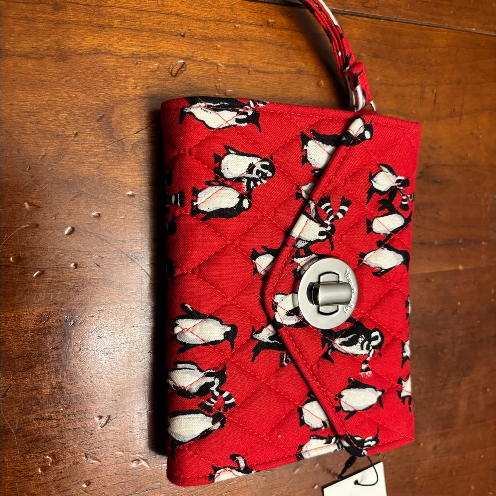 NWT Vera Bradley Red Penguin Patterned Phone Wallet, wristlet
